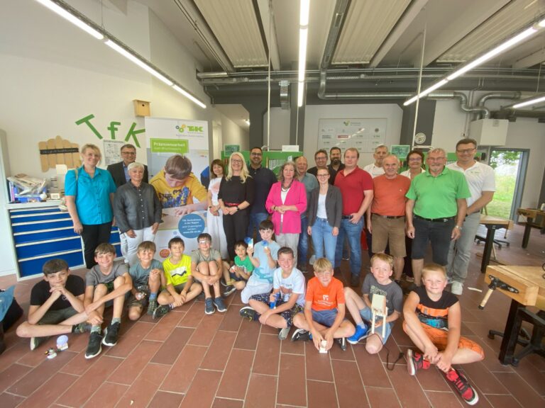 Treffen des Arbeitskreis SCHULEWIRTSCHAFT am TfK-Technikhaus für Kinder in Dingolfing